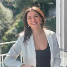 Psk. Selen Kılıç — Psikoloji. Portre fotoğrafı.