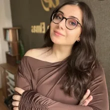 Psk. Tuğde Elmas — Psikoloji, Trabzon. Portre fotoğrafı.