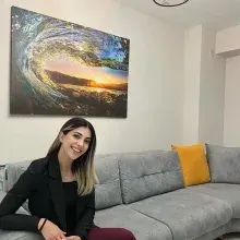 Kl. Psk. Aybüke İrem Şahin — Psikoloji. Portre fotoğrafı.