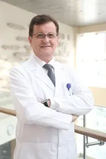 Prof. Dr. Bedri Özer profilinde yer alan galeri fotoğrafı.