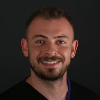 Uzm. Dt. Barış Konuk profilinde yer alan galeri fotoğrafı.
