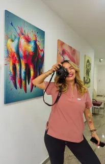 Dt. H. İrem Ekinci profilinde yer alan galeri fotoğrafı.