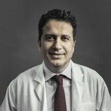 Prof. Dr. İsmail Hakkı Kalkan — Gastroenteroloji, Ankara. Portre fotoğrafı.