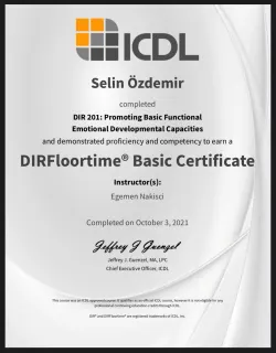 Dkt. Selin Özdemir profilinde yer alan galeri fotoğrafı.