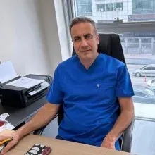 Op. Dr. Nejat Gülgör — Genel Cerrahi, Bursa. Portre fotoğrafı.