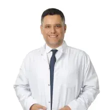 Doç. Dr. Çağatay Ertan — Kardiyoloji. Portre fotoğrafı.
