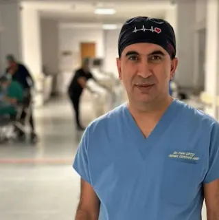 Op. Dr. Felat Çiftçi profilinde yer alan galeri fotoğrafı.