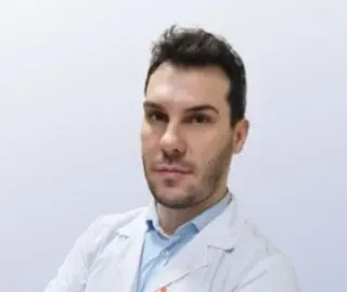 Op. Dr. Muhammed Revaha Kırtıllı profilinde yer alan galeri fotoğrafı.