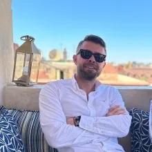 Dt. Mehmet Uğur Alpay — Diş Hekimi, Tekirdağ. Portre fotoğrafı.