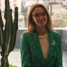Psk. Beril Ramazanoğlu — Psikoloji. Portre fotoğrafı.