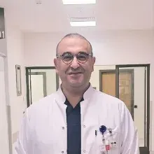 Prof. Dr. Özgür Kılıçkesmez — Radyoloji. Portre fotoğrafı.