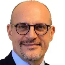 Prof. Dr. Hakan Coşkun — Kulak Burun Boğaz, Bursa. Portre fotoğrafı.