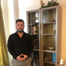 Kl. Psk. Mesut Kaya — Psikoloji. Portre fotoğrafı.