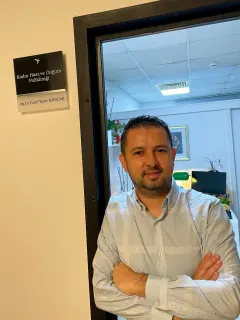 Op. Dr. Taner Kafadar profilinde yer alan galeri fotoğrafı.