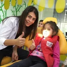 Dr. Dt. Gözdem Aslantürk — Konyaaltı, Antalya. Portre fotoğrafı.