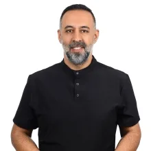 Dr. Mikdat Çavdar — İstanbul. Portre fotoğrafı.