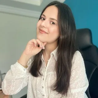 Psk. Dan. Tuğçe Oğuz — Psikolojik Danışma ve Rehberlik. Portre fotoğrafı.
