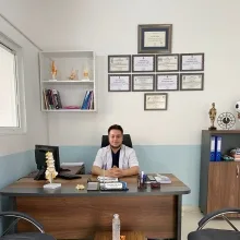 Fzt. Cem Alper Yılmaz — Fizyoterapi Ve Rehabilitasyon, Balıkesir. Portre fotoğrafı.