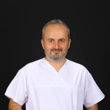Dt. Murat Atmaca — Diş Hekimi, Çankaya, Ankara. Portre fotoğrafı.