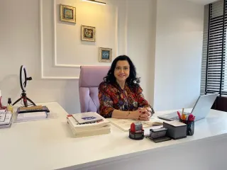 Op. Dr. Lale Çetin profilinde yer alan galeri fotoğrafı.