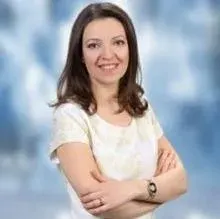 Uzm. Dr. Dilek Serin Kaya — Eskişehir. Portre fotoğrafı.