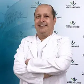 Dr. Dt. Aycan Kazanç. Portre fotoğrafı.