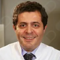 Op. Dr. Kağan Kocatepe — Kadın Hastalıkları Ve Doğum, İstanbul. Portre fotoğrafı.