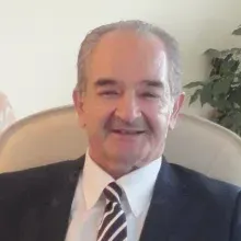 Prof. Dr. Ertuğrul Şener — Ortopedi Ve Travmatoloji, Ankara. Portre fotoğrafı.