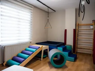 Dkt. Gülgün Aydoğan Aladağ profilinde yer alan galeri fotoğrafı.