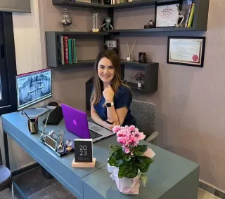 Uzm. Dt. Duygu Turna profilinde yer alan galeri fotoğrafı.