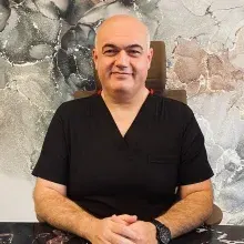 Uzm. Dr. İsmail Ergin — Radyoloji, Antalya. Portre fotoğrafı.