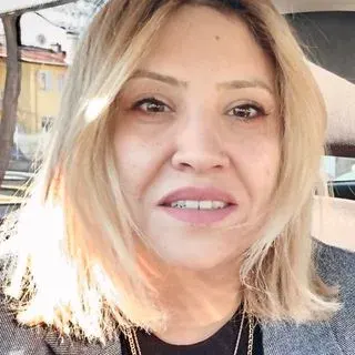 Psk. Elvan Şakalak Gazeloğlu — Psikoloji, Konya. Portre fotoğrafı.