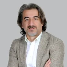 Doç. Dr. Cemil Çelik — Psikiyatri, Ankara. Portre fotoğrafı.