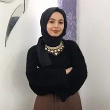 Uzm. Psk. Dan. Safiye Yeniyurt — Psikolojik Danışma ve Rehberlik, Tekirdağ. Portre fotoğrafı.