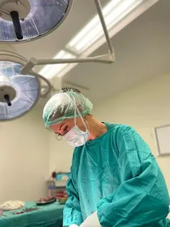 Doç. Dr. Emine Öztürk profilinde yer alan galeri fotoğrafı.