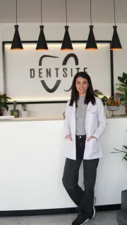 Uzm. Dt. Elif Dilay Ünal profilinde yer alan galeri fotoğrafı.