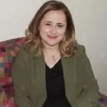Psk. Semiha Karadağ — Psikoloji, Karşıyaka, İzmir. Portre fotoğrafı.