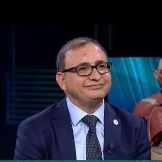 Prof. Dr. Adem Yılmaz profilinde yer alan galeri fotoğrafı.