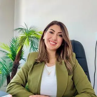 Tuğçe Özgül — Çocuk Gelişimi, Antalya. Portre fotoğrafı.