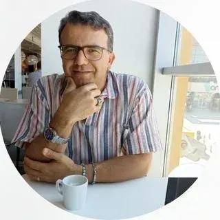 Psk. Serdar Tunç — Psikoloji. Portre fotoğrafı.