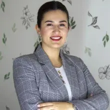 Kl. Psk. Buse Kocatop — Psikoloji, İstanbul. Portre fotoğrafı.