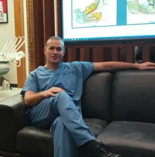 Prof. Dr. Celal Çandırlı profilinde yer alan galeri fotoğrafı.
