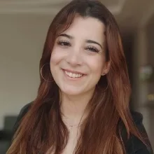 Psk. Melike Avcı — Psikoloji, Ankara. Portre fotoğrafı.
