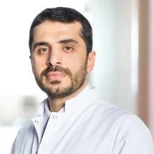 Op. Dr. Necdet Demir — Kulak Burun Boğaz, İstanbul. Portre fotoğrafı.
