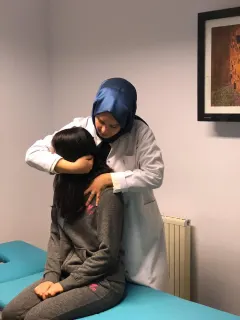 Fzt. Şeyma Ceren Gencer profilinde yer alan galeri fotoğrafı.