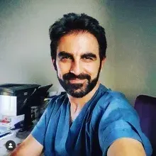 Op. Dr. Cem Alay — Göz Hastalıkları. Portre fotoğrafı.