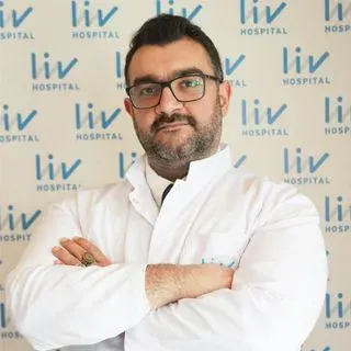 Op. Dr. Gail Gasımov — Ortopedi Ve Travmatoloji, İstanbul. Portre fotoğrafı.
