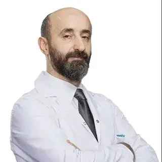 Op. Dr. Hüseyin Tutar — Göz Hastalıkları, Pendik, İstanbul. Portre fotoğrafı.