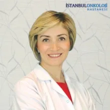 Uzm. Dr. Fatma Akpınar — Dermatoloji, Maltepe, İstanbul. Portre fotoğrafı.
