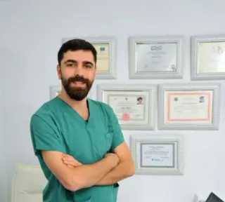 Dt. Emre Tektaş profilinde yer alan galeri fotoğrafı.